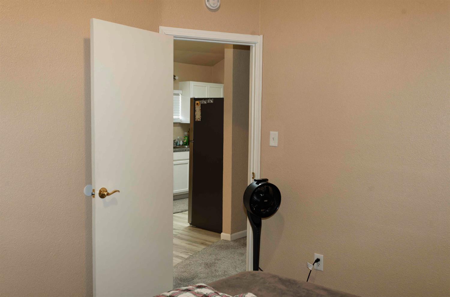 1424 1426 Mono Dr, Modesto, CA 95354