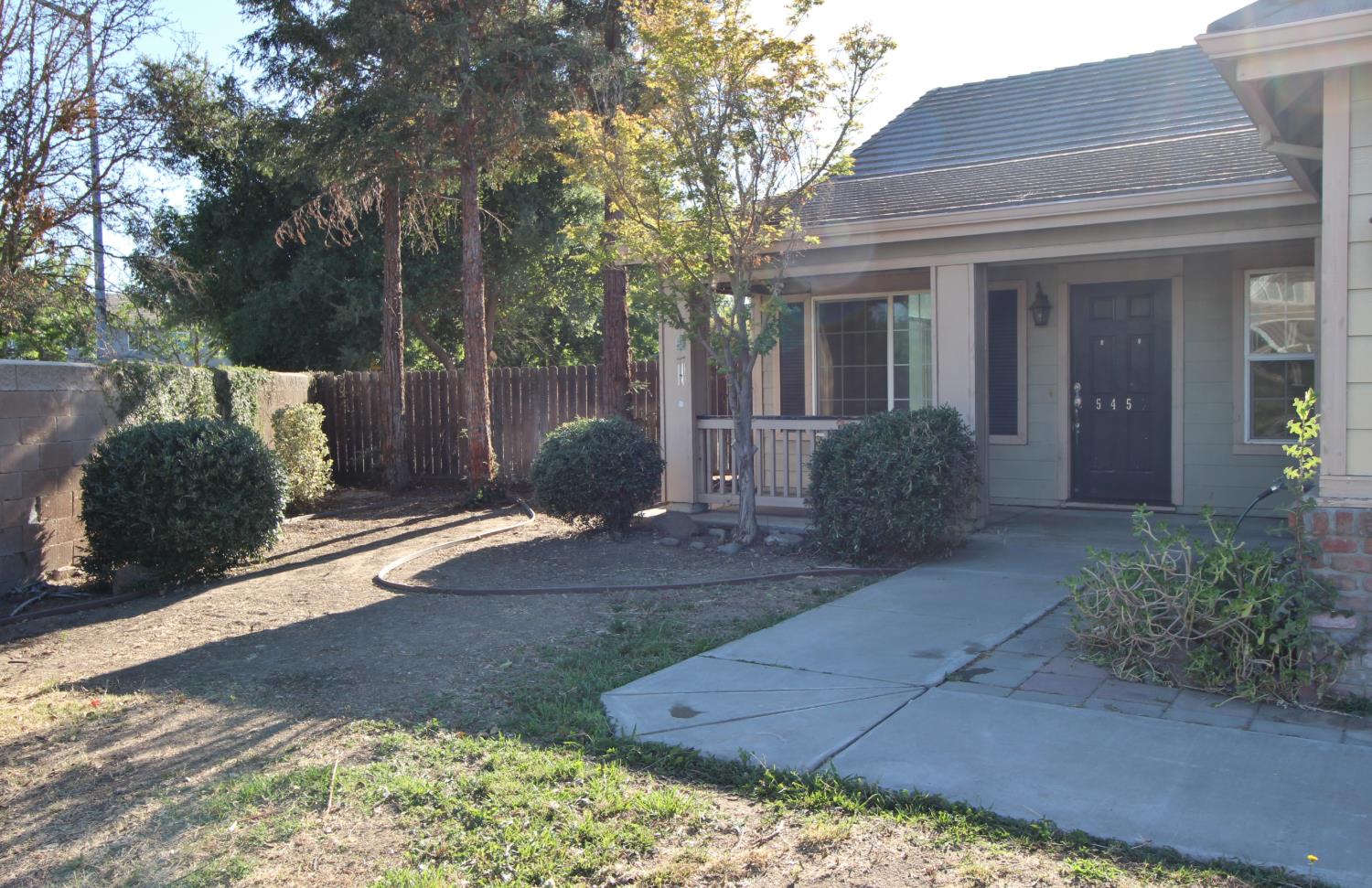 5456 Homewood Way, Riverbank, CA 95367