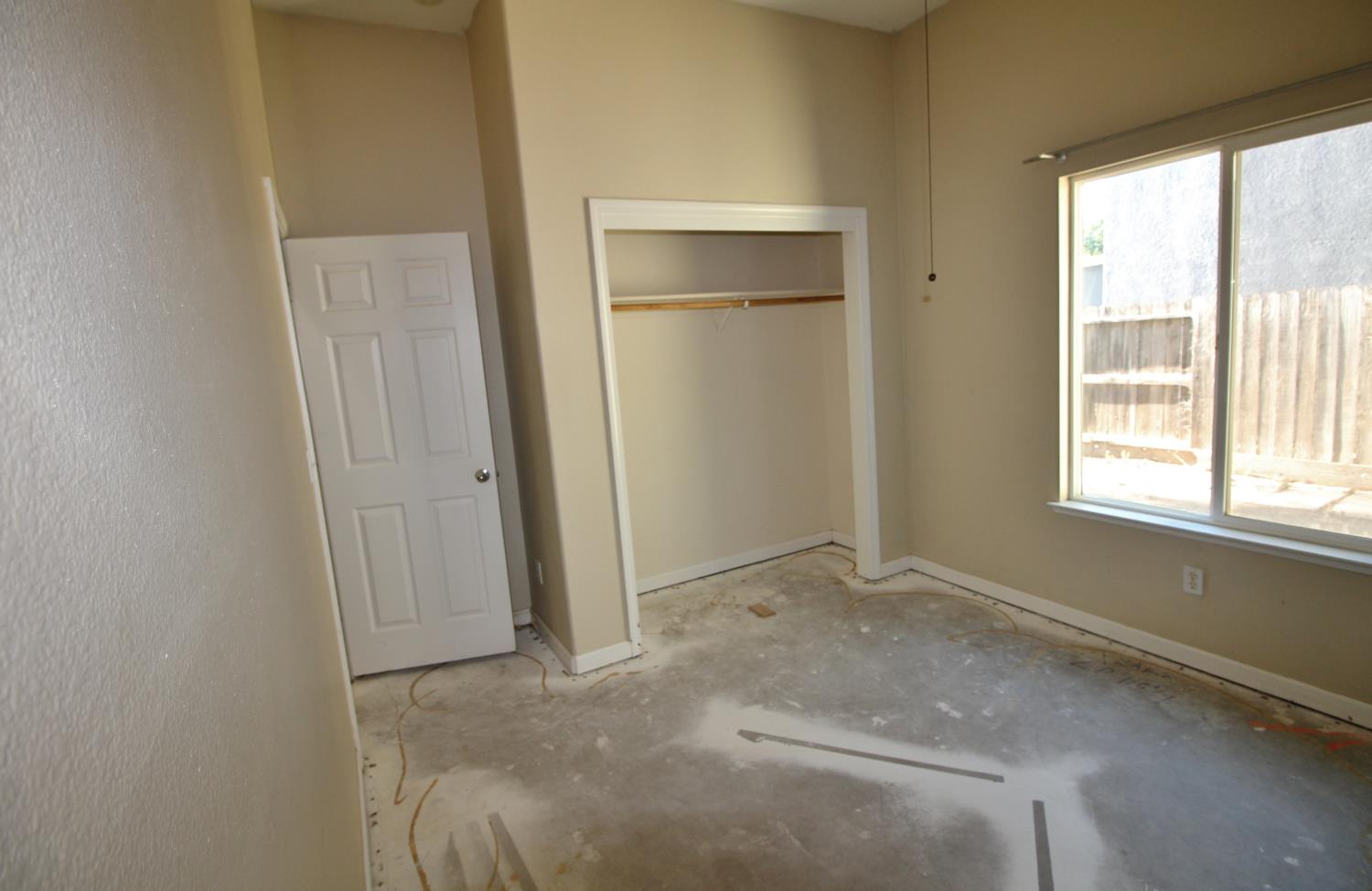 5456 Homewood Way, Riverbank, CA 95367