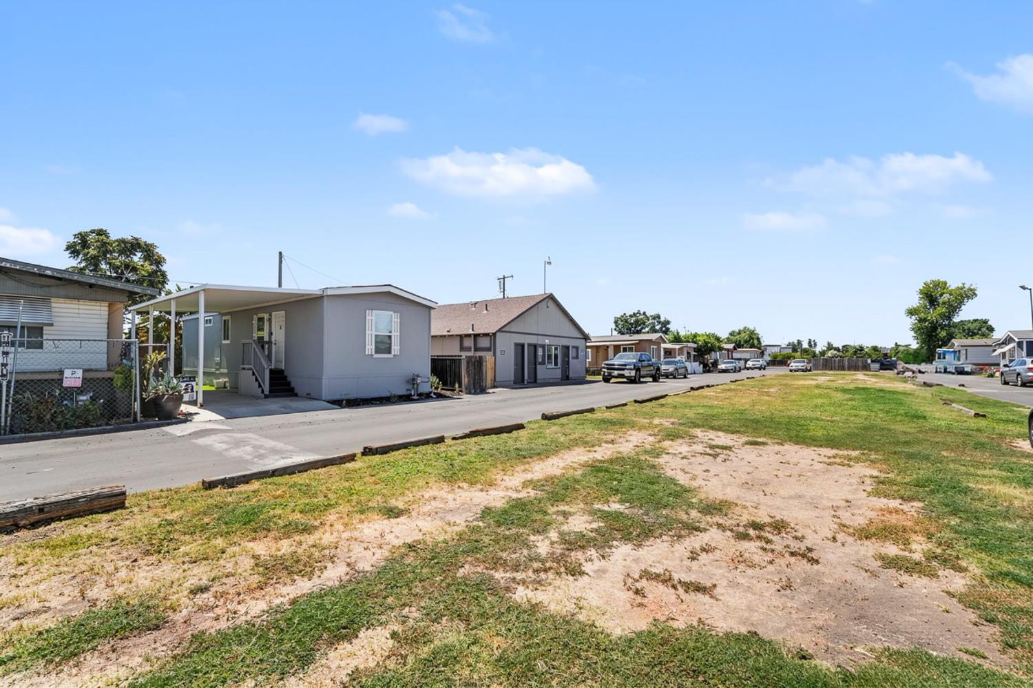 1412 S 1st St #21, Turlock, CA 95380