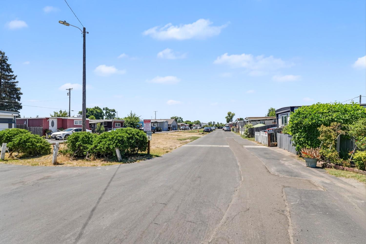 1412 S 1st St #21, Turlock, CA 95380