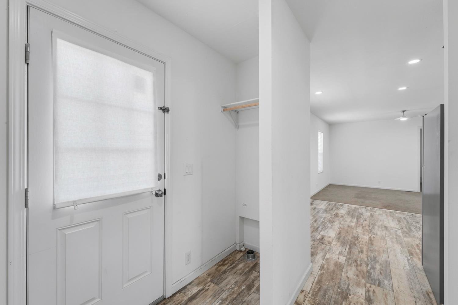 1412 S 1st St #21, Turlock, CA 95380