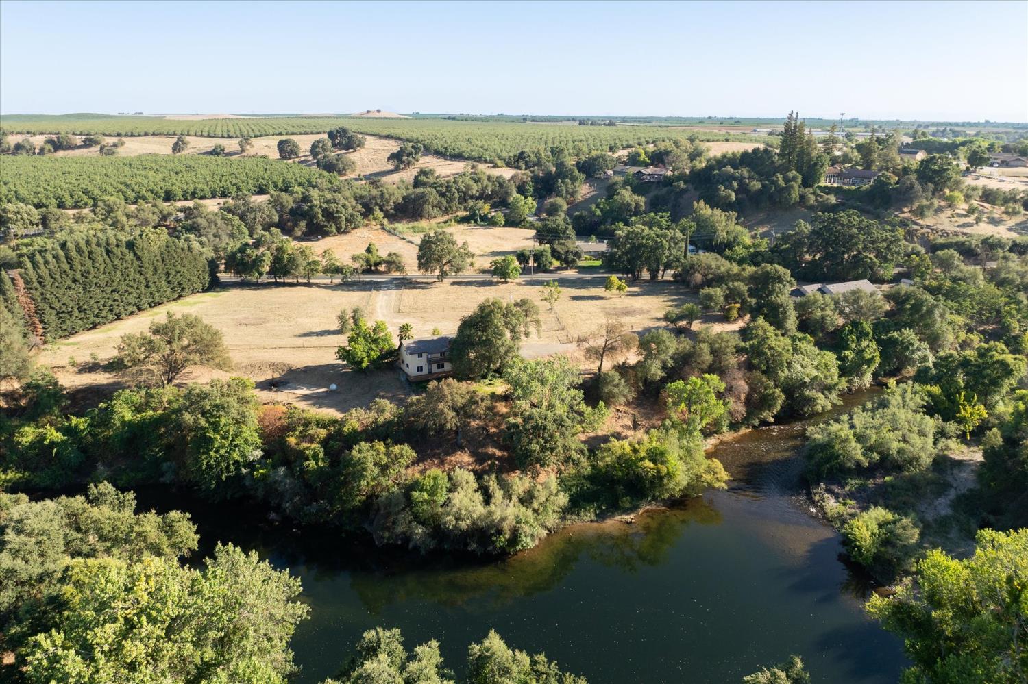 13749 Lancaster Rd, Oakdale, CA 95361