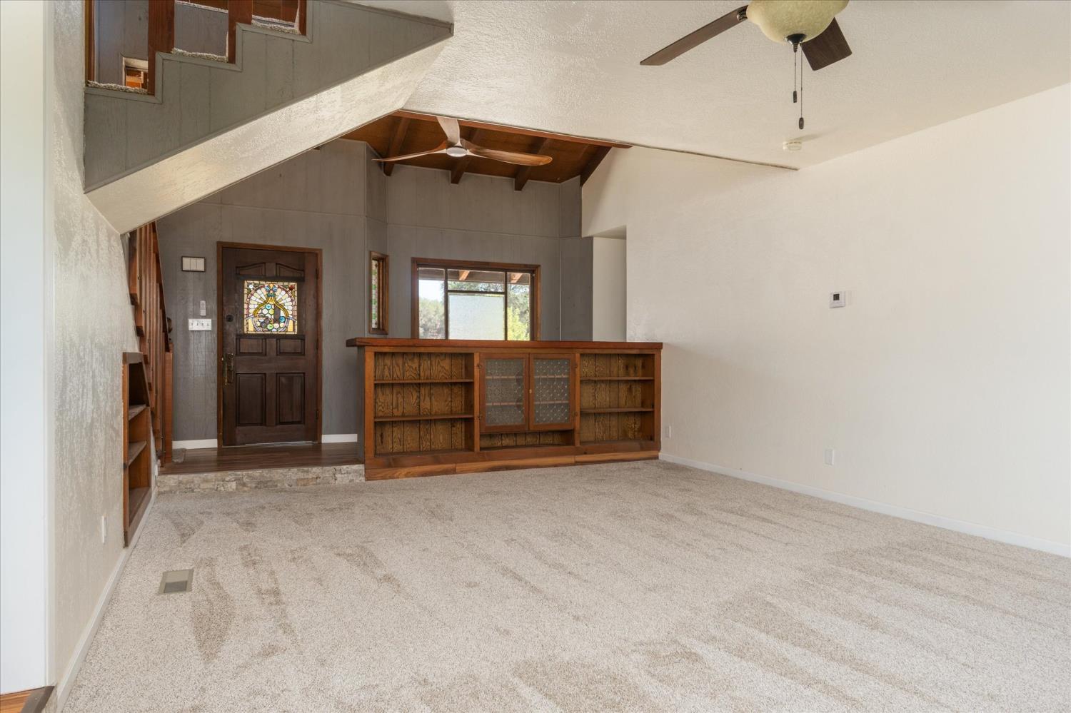 13749 Lancaster Rd, Oakdale, CA 95361
