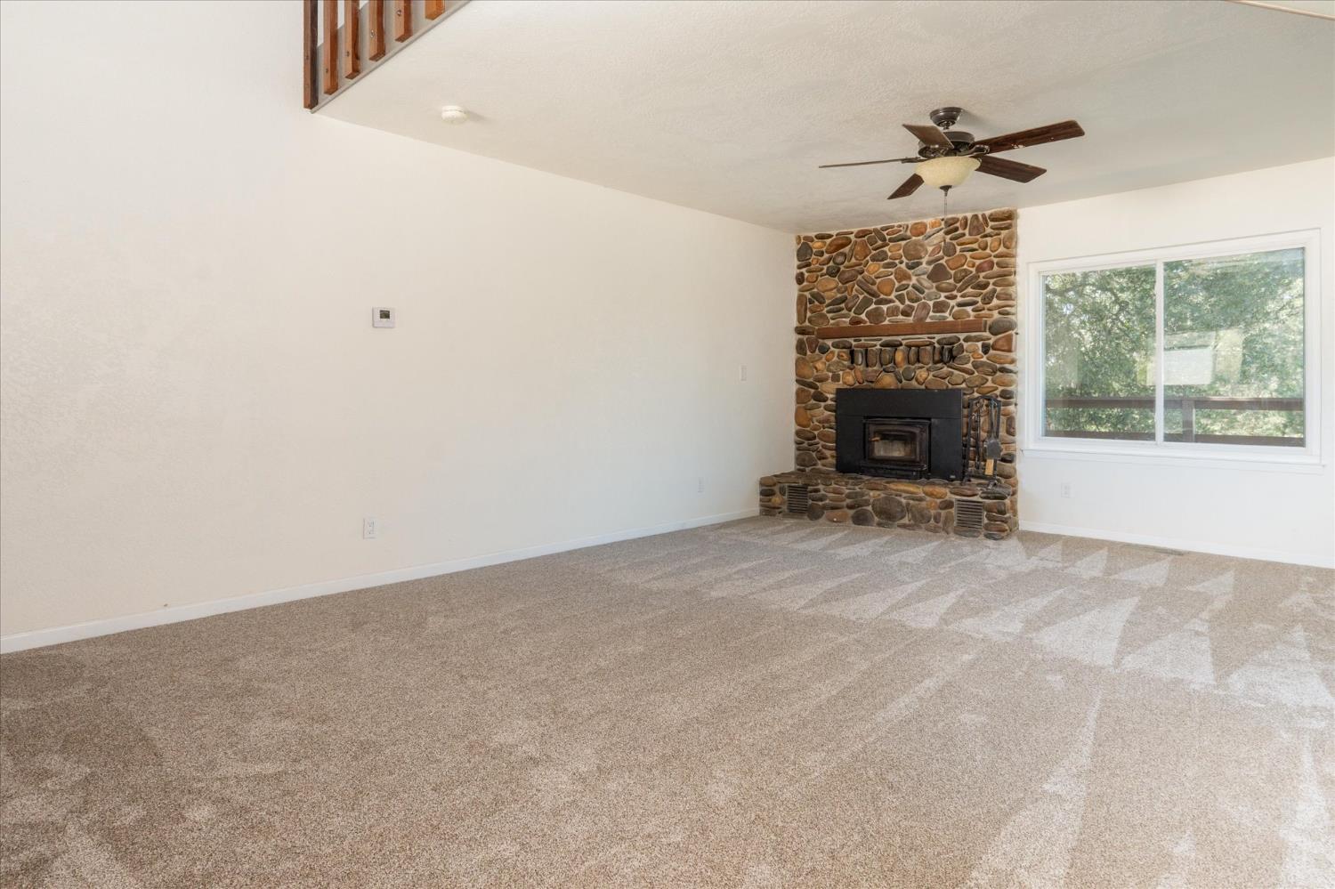 13749 Lancaster Rd, Oakdale, CA 95361
