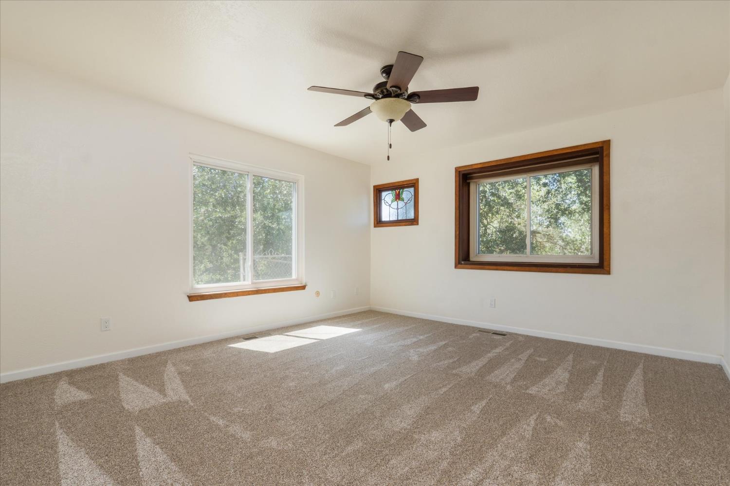 13749 Lancaster Rd, Oakdale, CA 95361