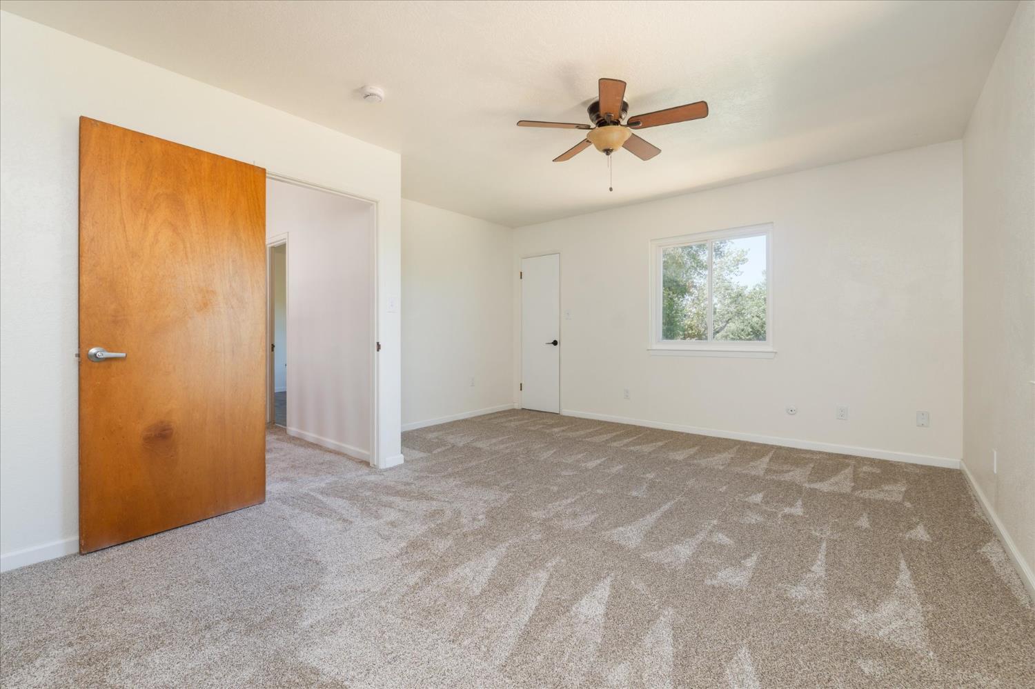 13749 Lancaster Rd, Oakdale, CA 95361