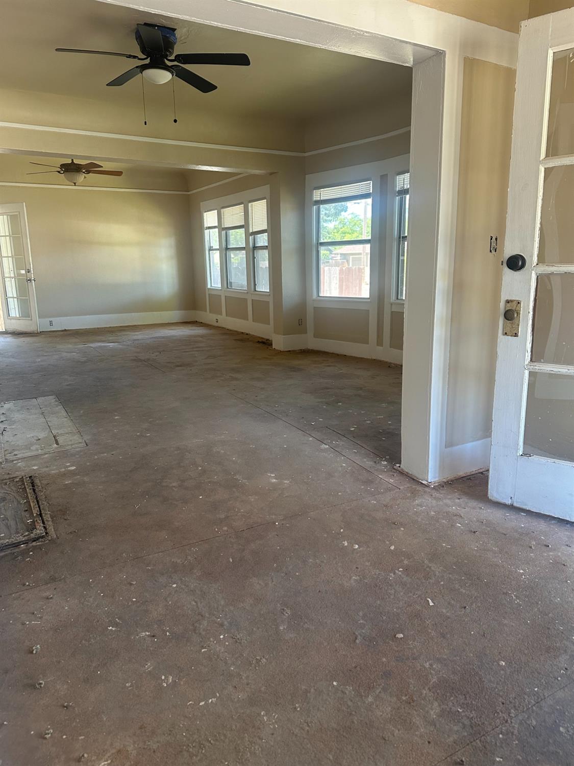 230 N 3rd St, Patterson, CA 95363