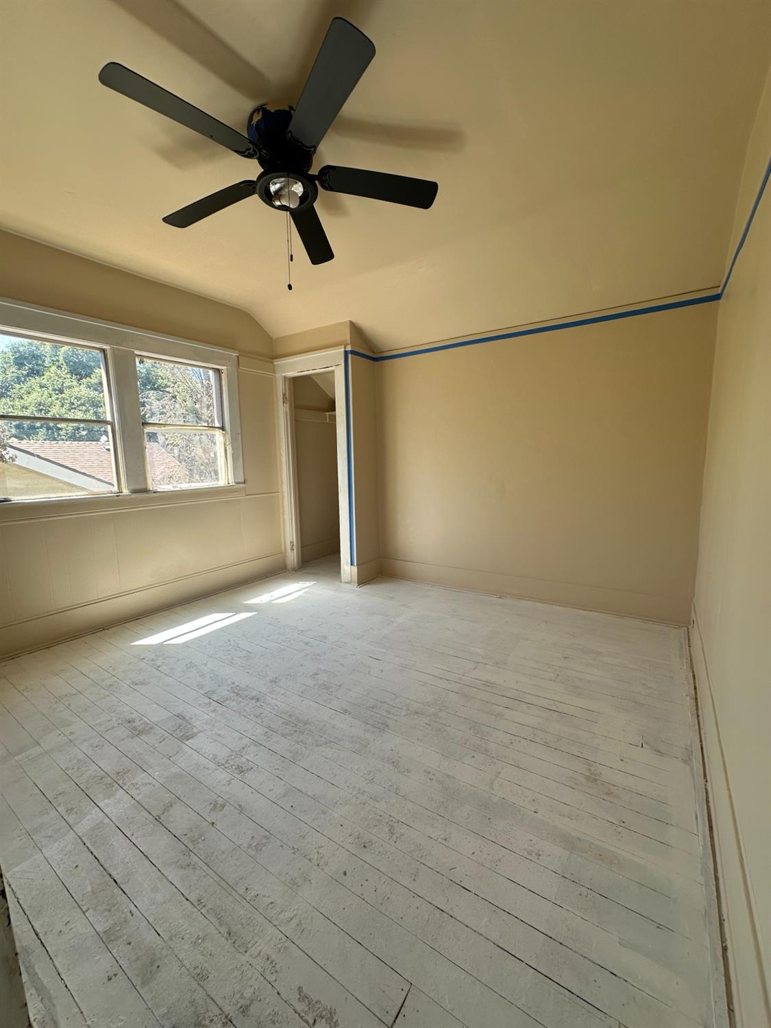 230 N 3rd St, Patterson, CA 95363