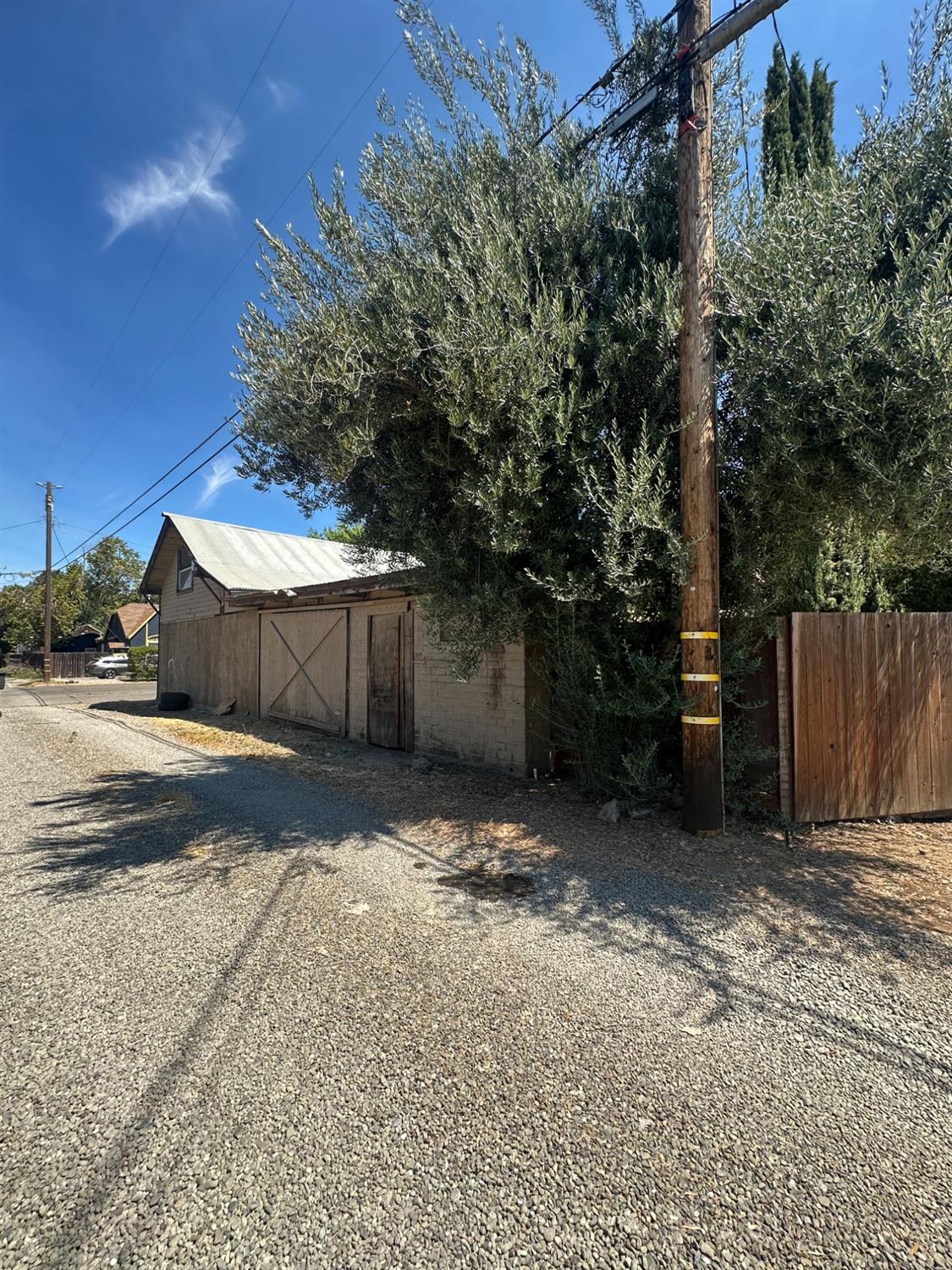 230 N 3rd St, Patterson, CA 95363