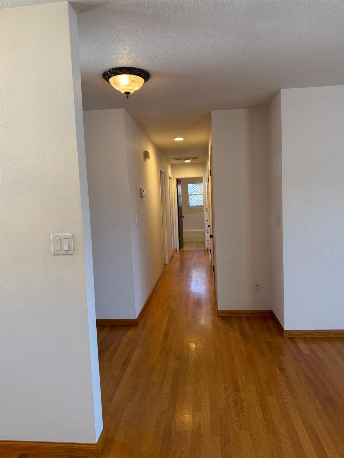 1677 Poplar St, Oakdale, CA 95361