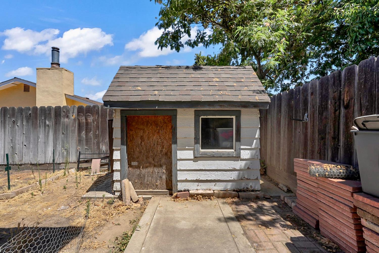 3828 Moorea Dr, Modesto, CA 95356