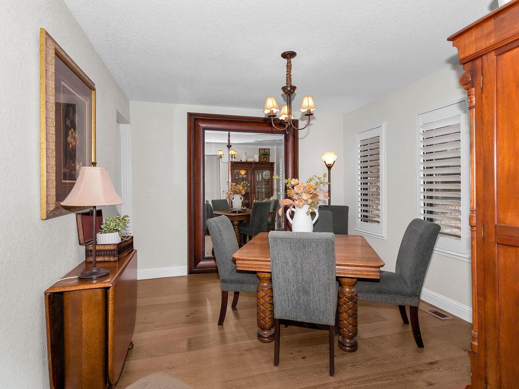 1749 Carignane Way, Escalon, CA 95320