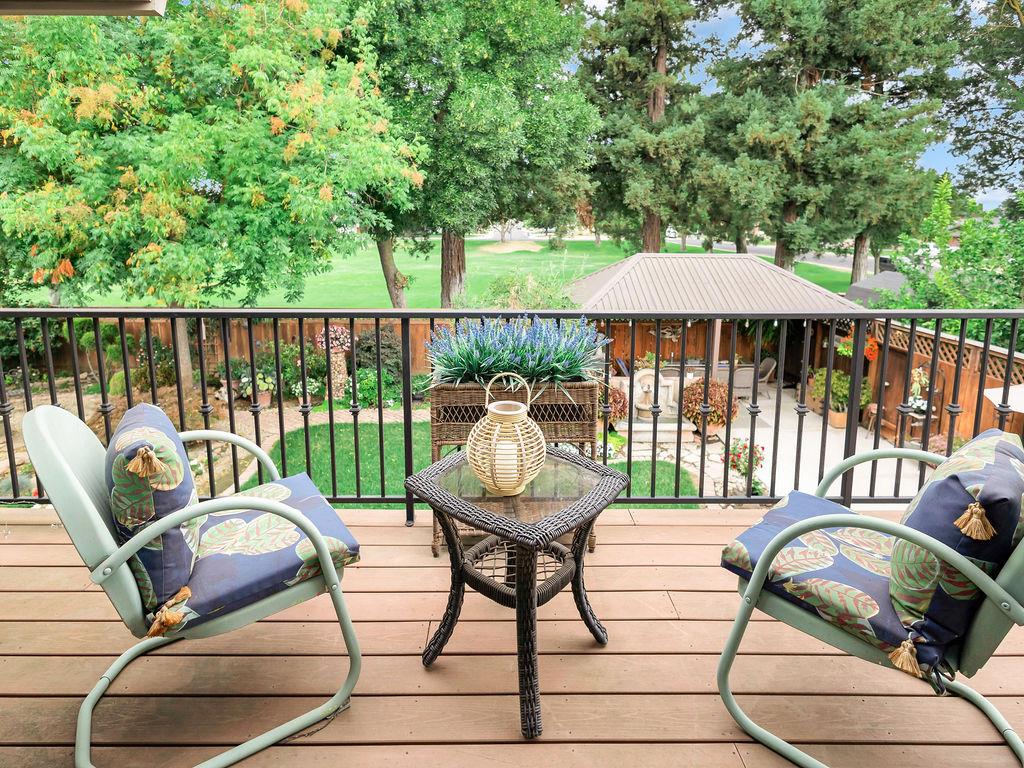 1749 Carignane Way, Escalon, CA 95320