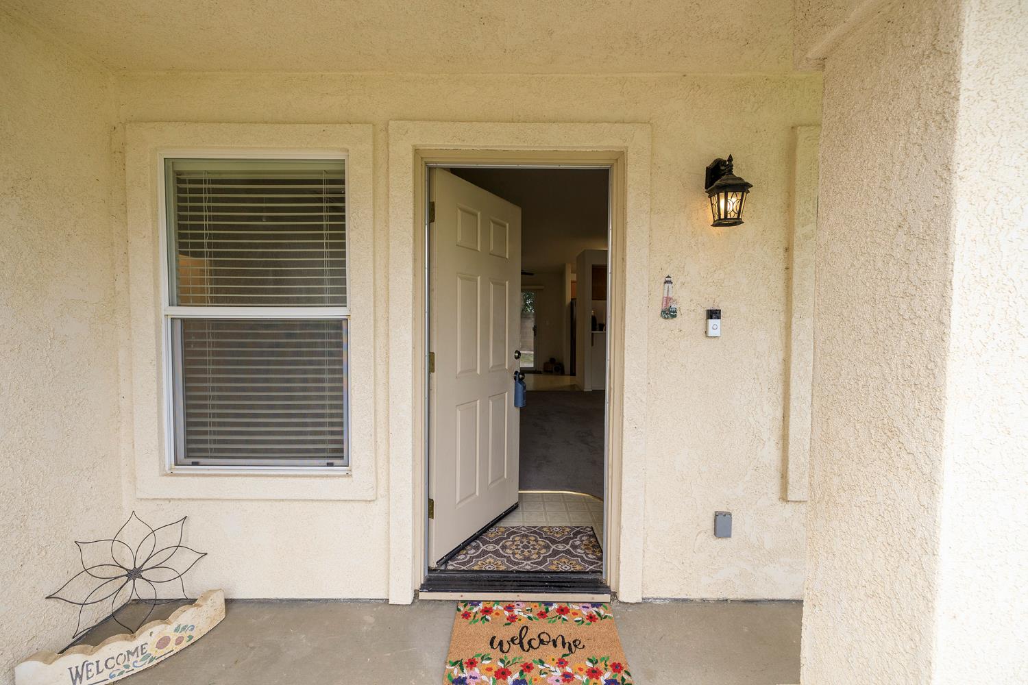 875 Magnetite Way, Waterford, CA 95386