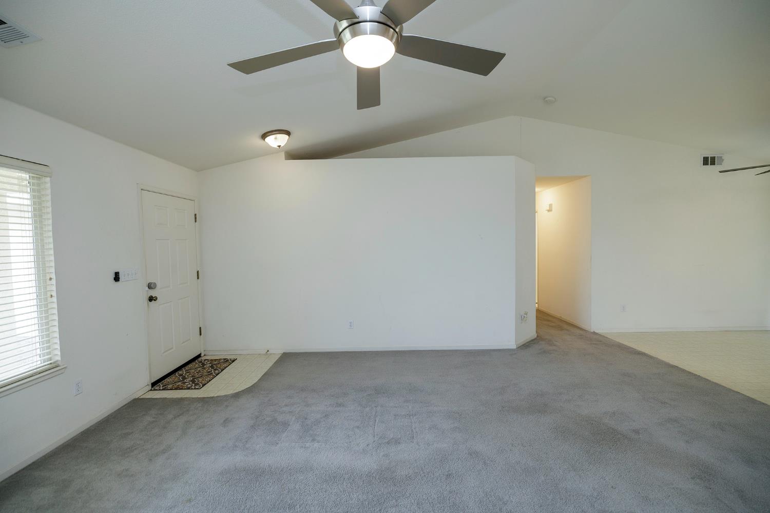 875 Magnetite Way, Waterford, CA 95386