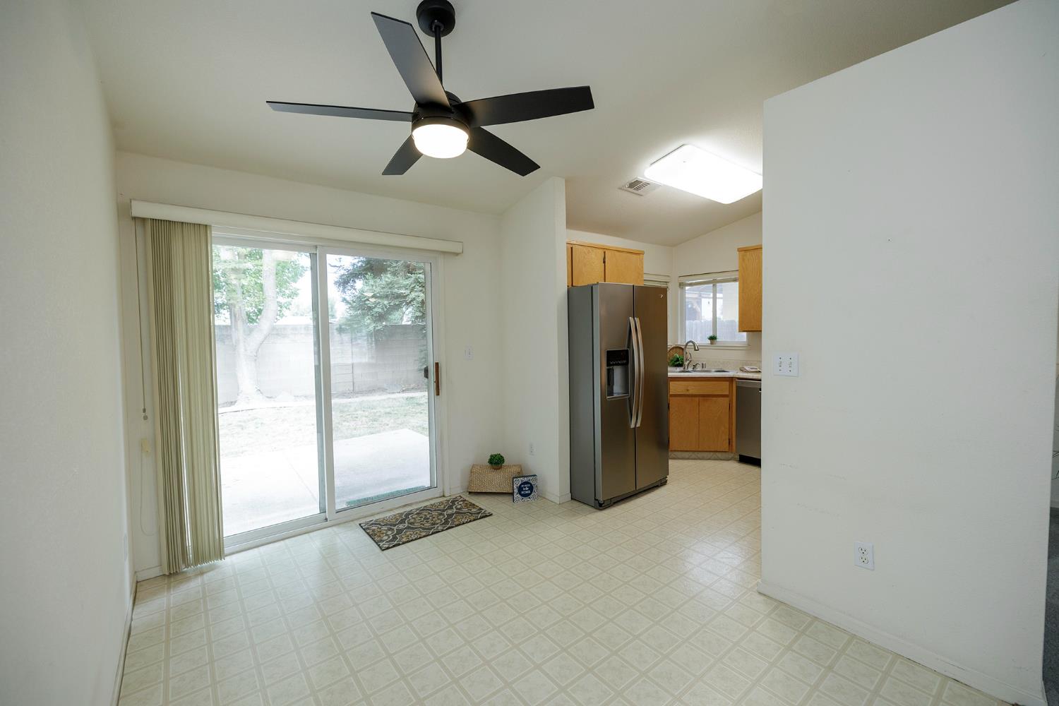 875 Magnetite Way, Waterford, CA 95386