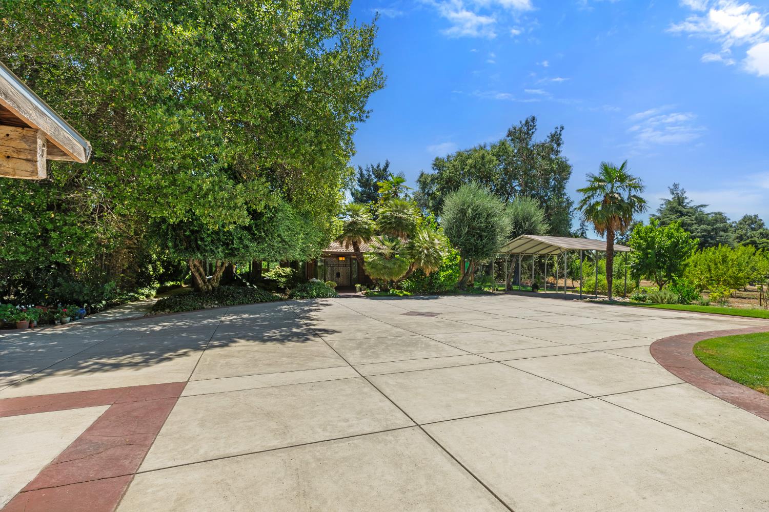7824 Mchenry Ave, Modesto, CA 95356