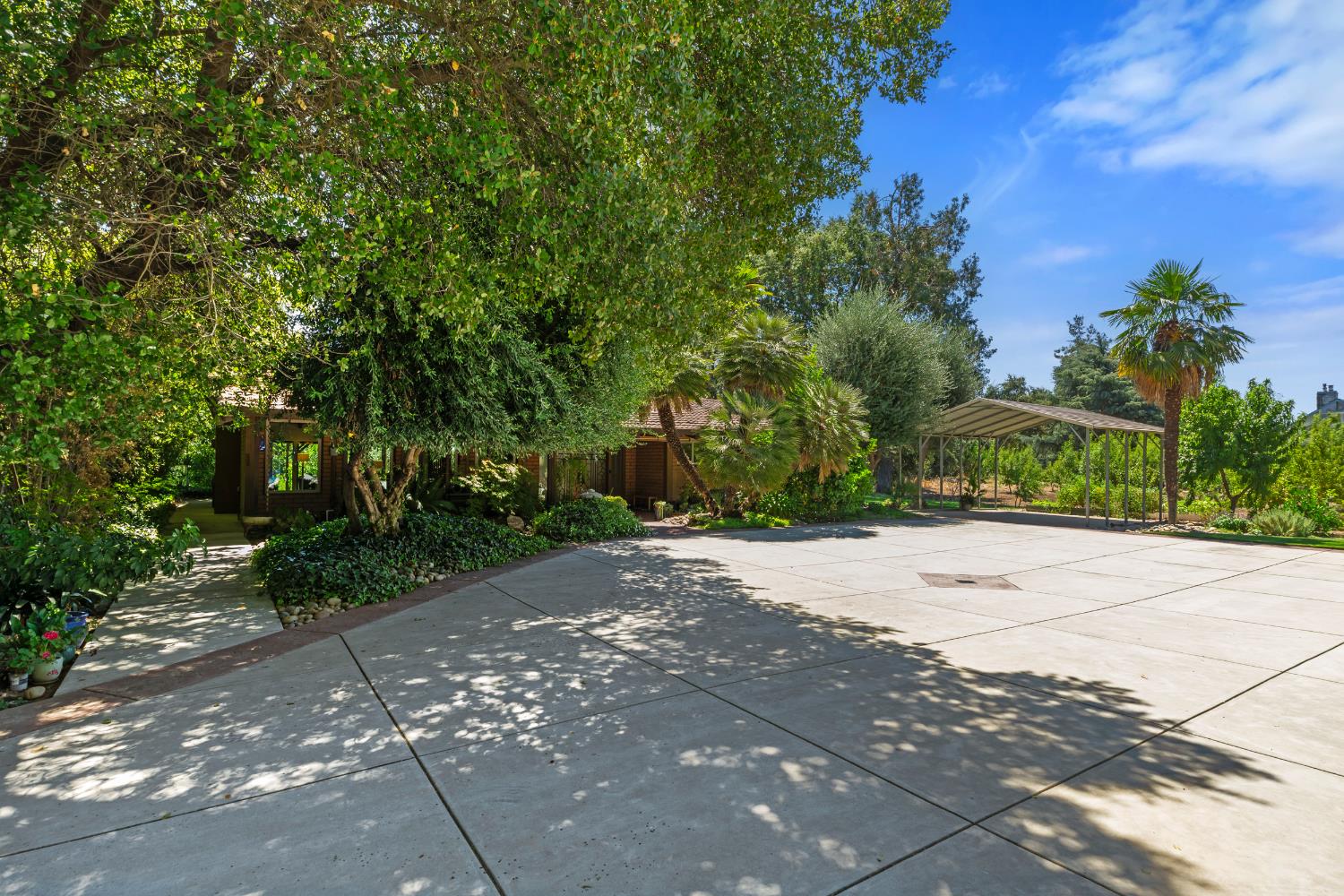 7824 Mchenry Ave, Modesto, CA 95356