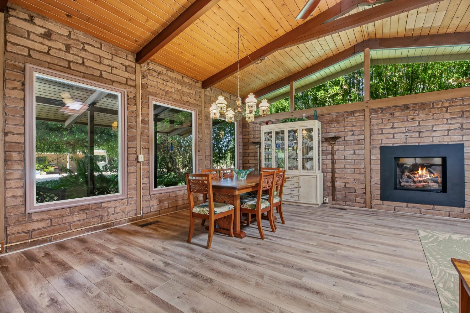 7824 Mchenry Ave, Modesto, CA 95356