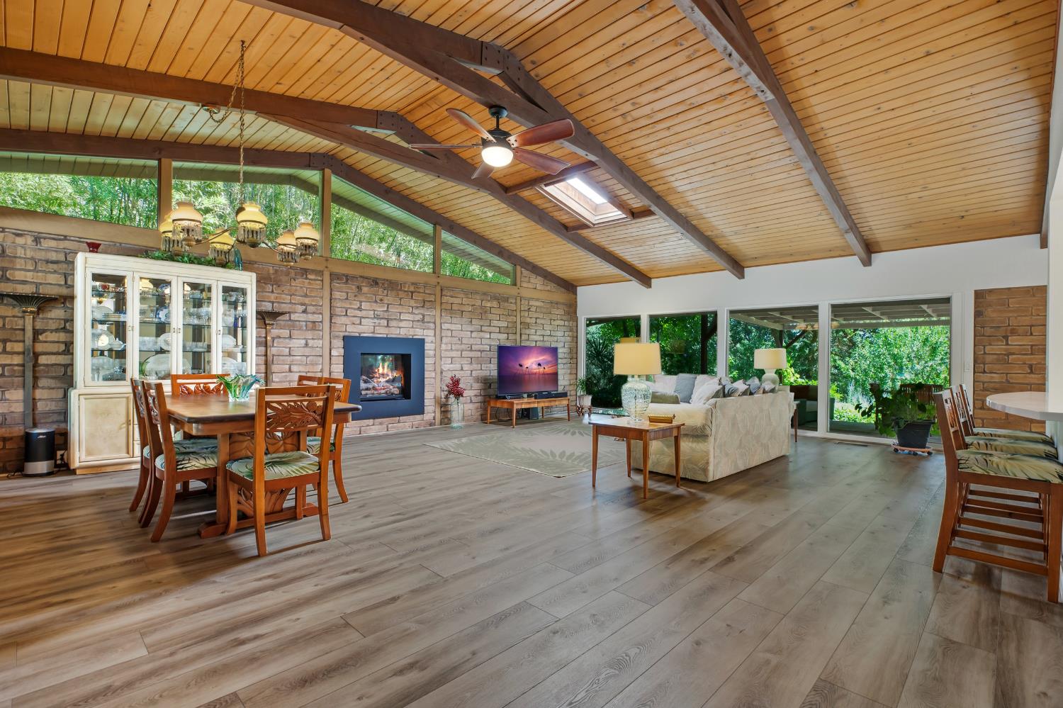 7824 Mchenry Ave, Modesto, CA 95356