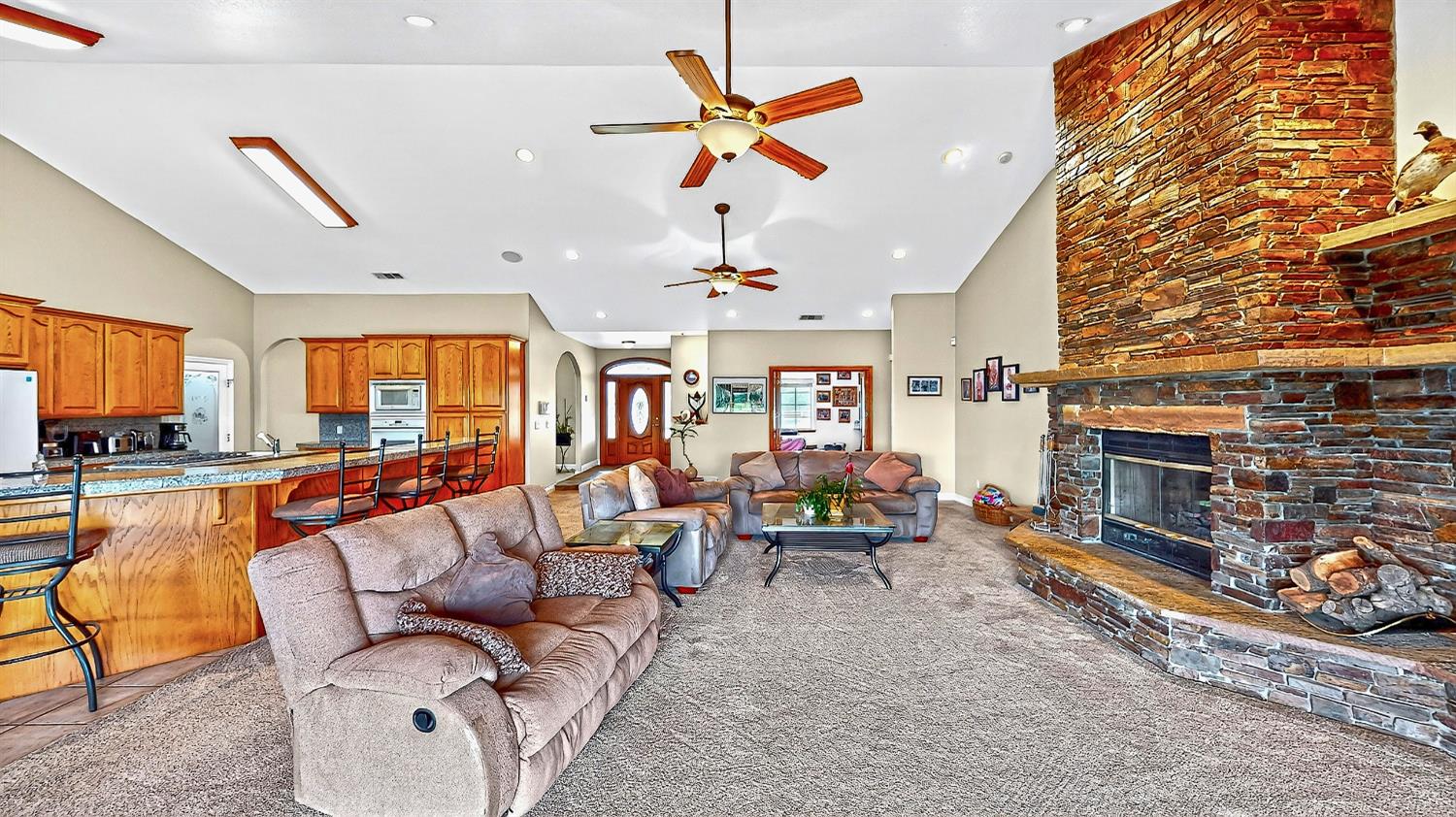 770 Merriam Rd, Hickman, CA 95323