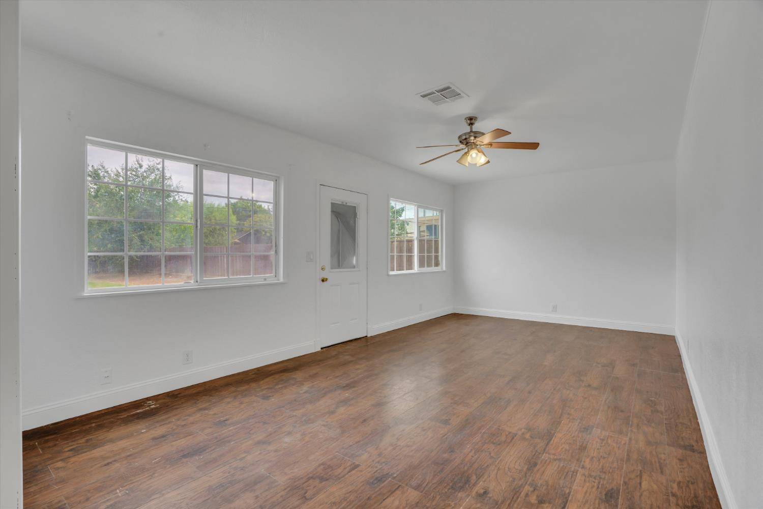 455 N Lincoln Ave, Manteca, CA 95336