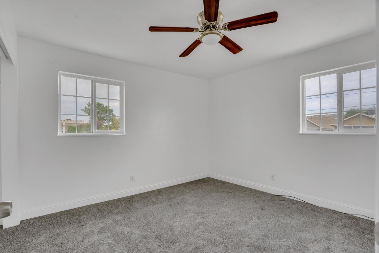 455 N Lincoln Ave, Manteca, CA 95336