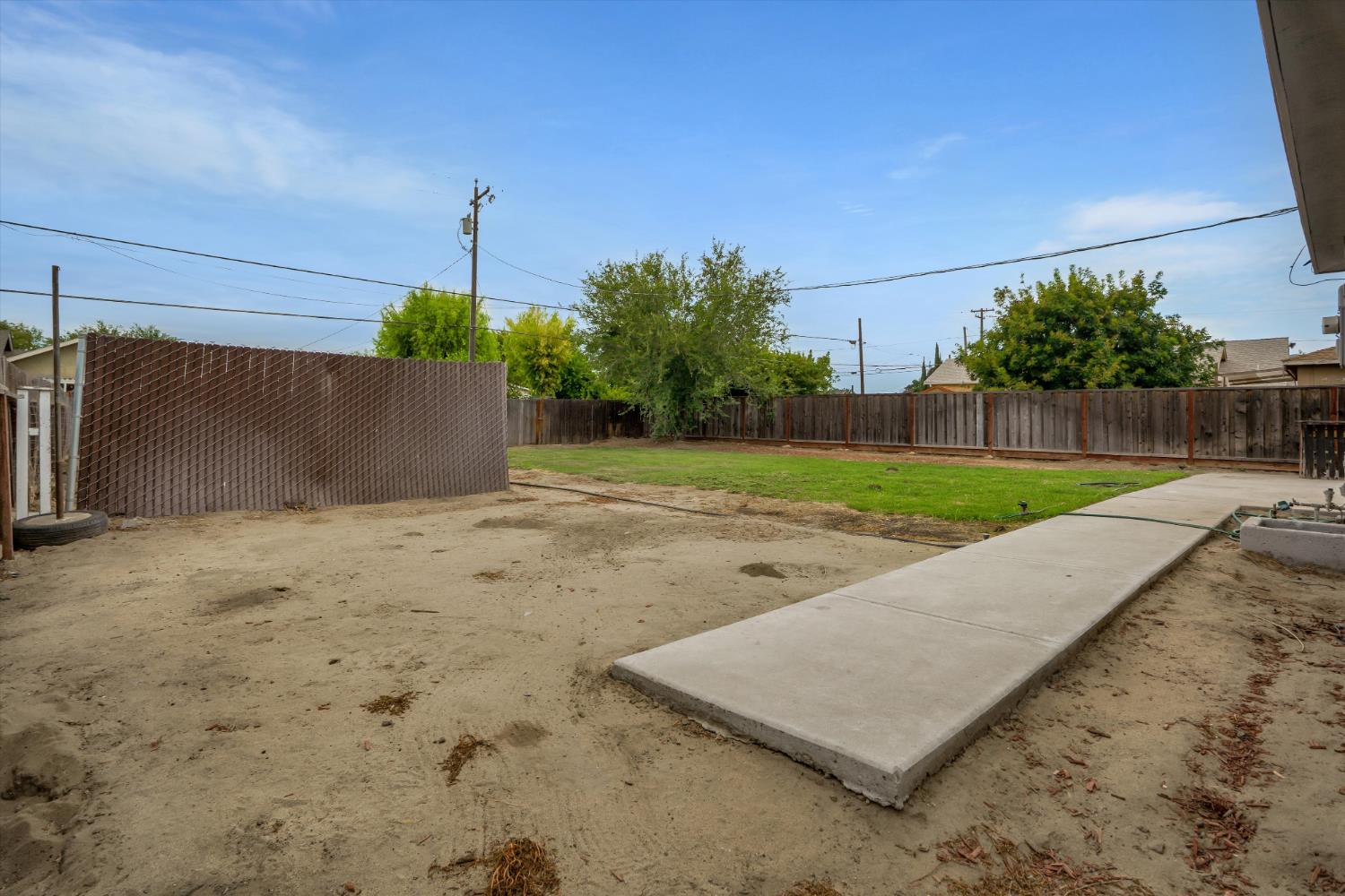 455 N Lincoln Ave, Manteca, CA 95336