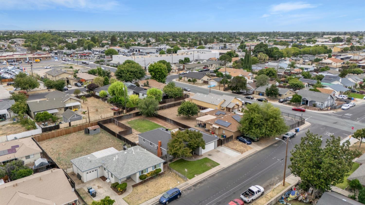 455 N Lincoln Ave, Manteca, CA 95336