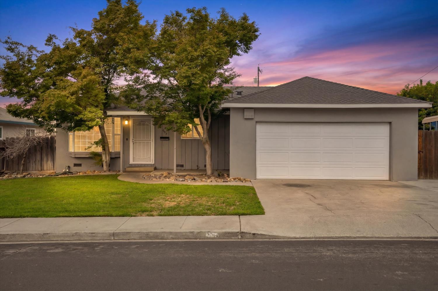 455 N Lincoln Ave, Manteca, CA 95336