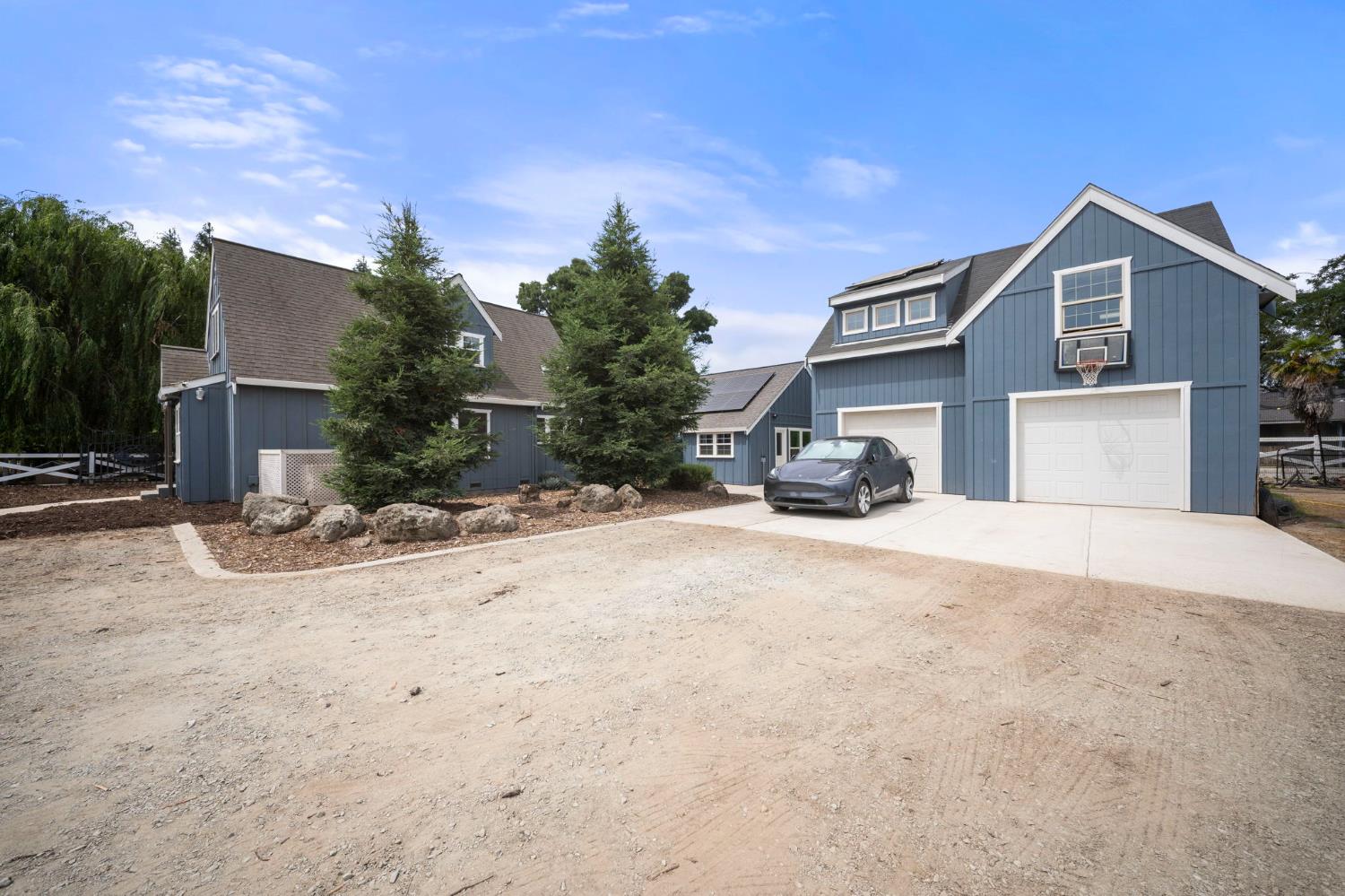 18051 S Arboreal Way, Ripon, CA 95366