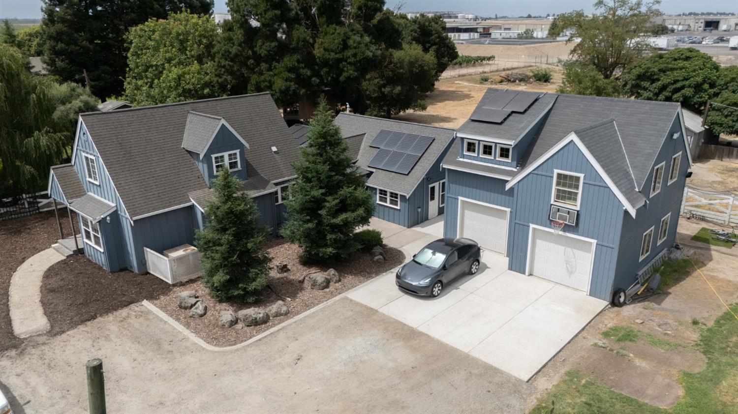 18051 S Arboreal Way, Ripon, CA 95366