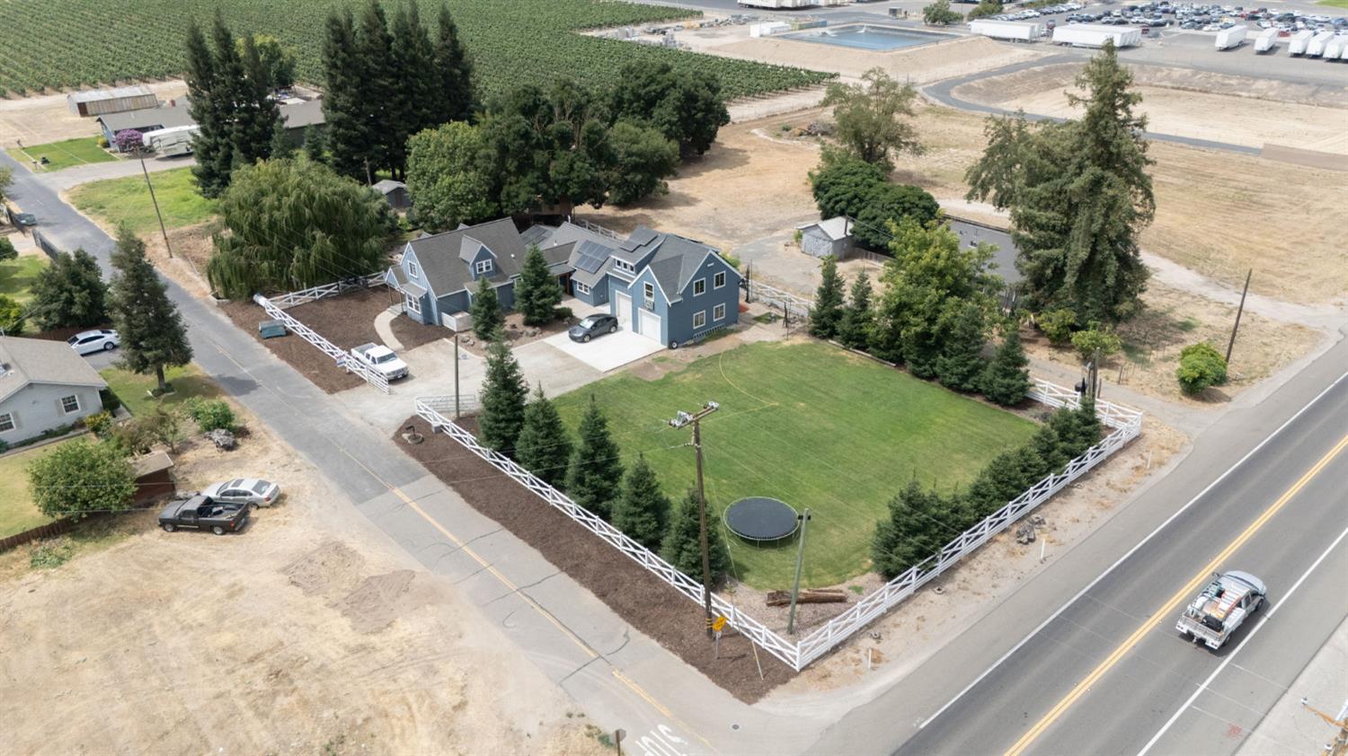 18051 S Arboreal Way, Ripon, CA 95366