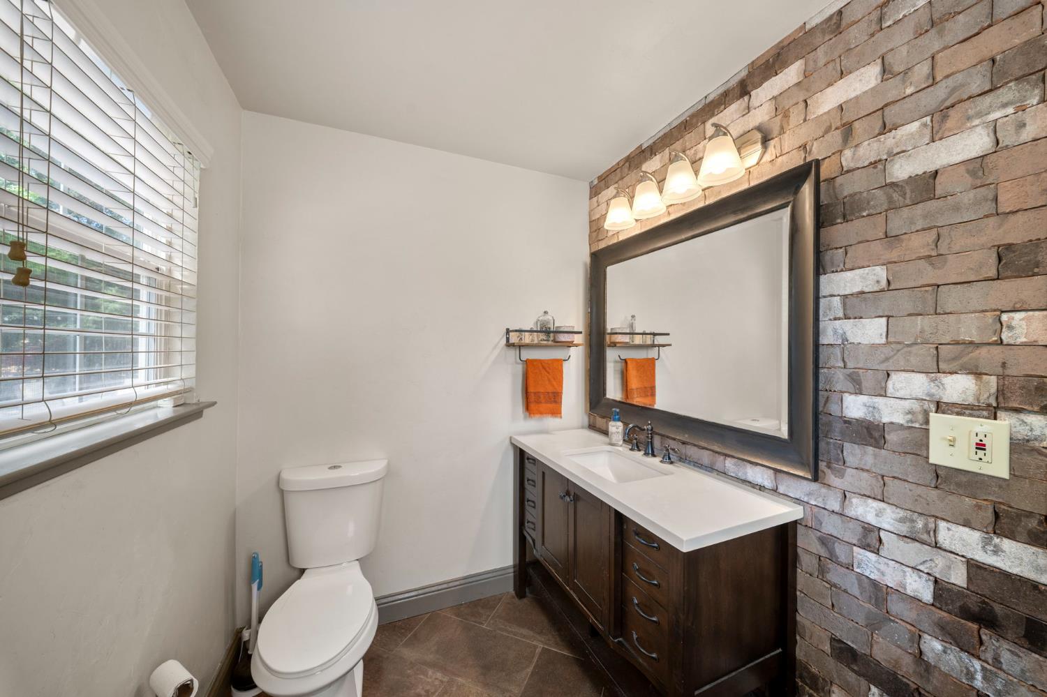 18051 S Arboreal Way, Ripon, CA 95366