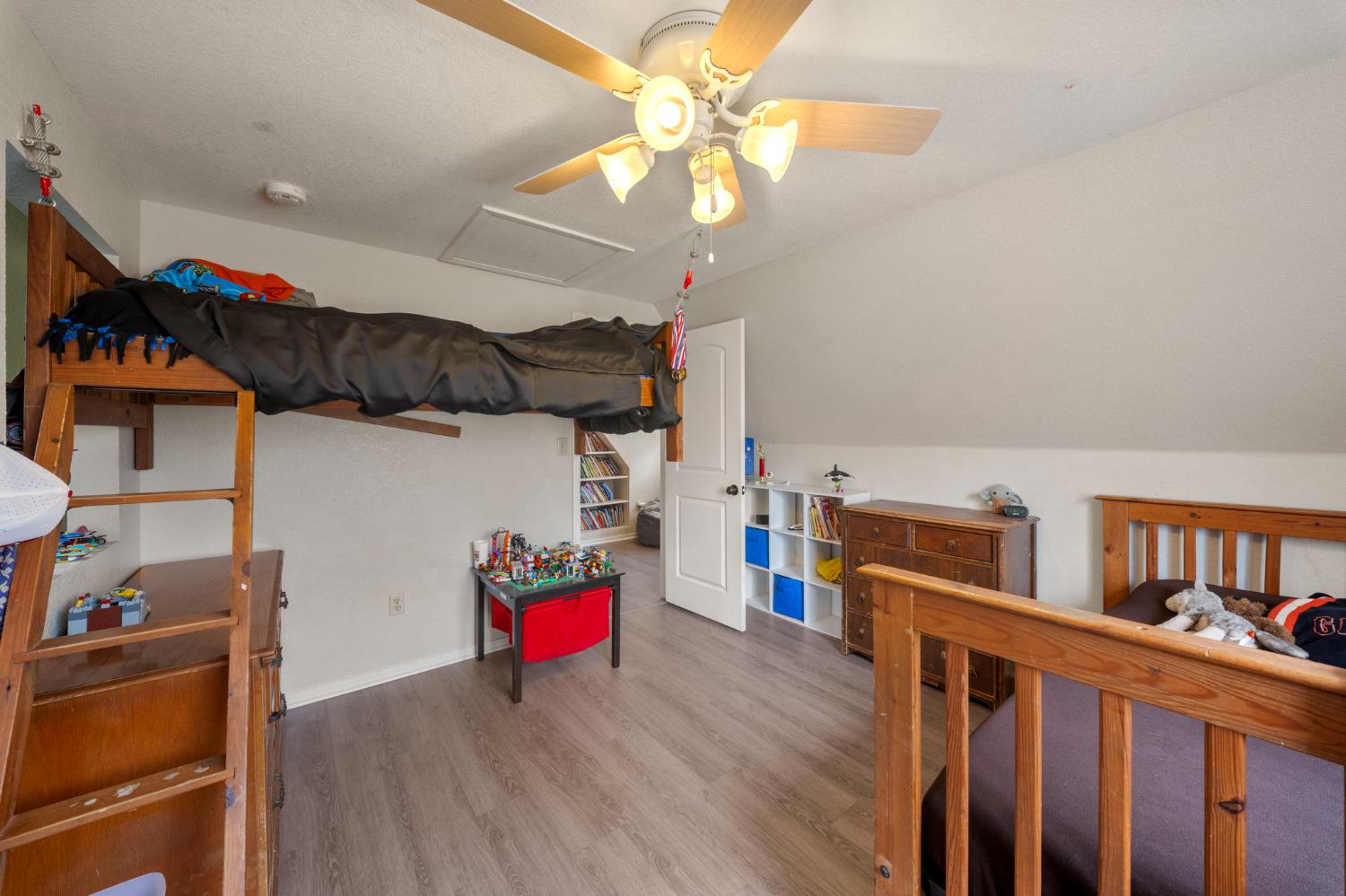 18051 S Arboreal Way, Ripon, CA 95366