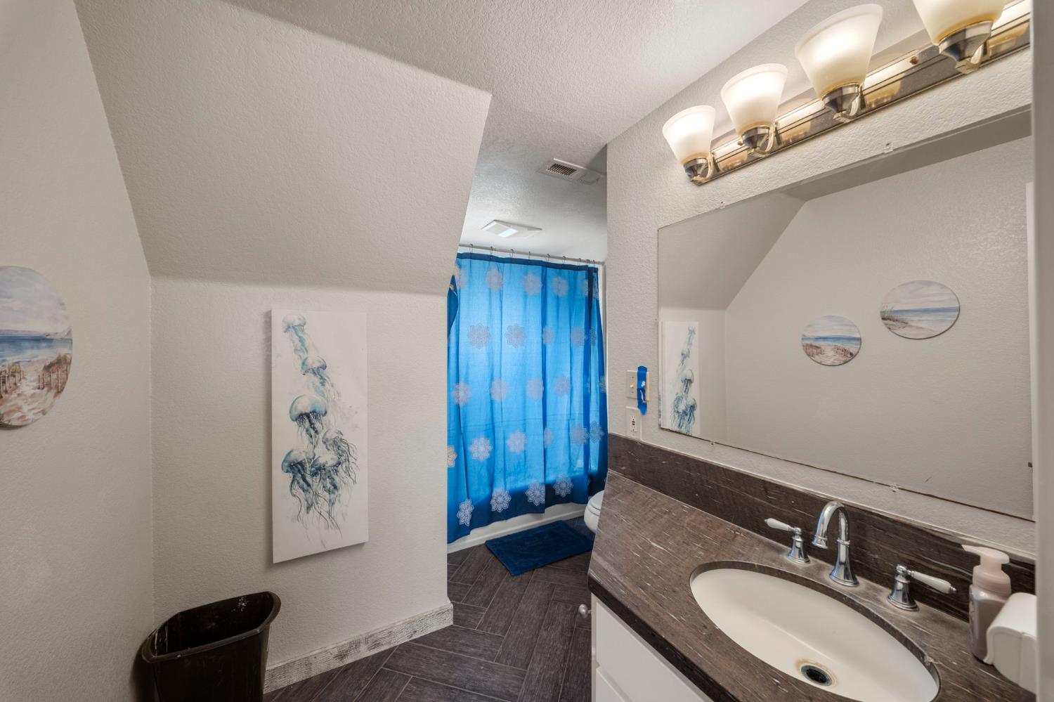 18051 S Arboreal Way, Ripon, CA 95366