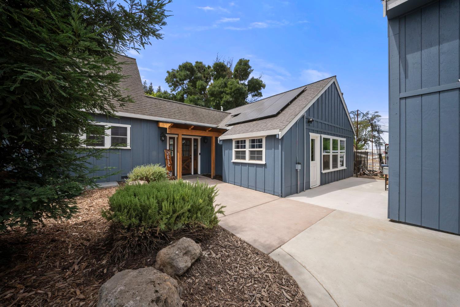 18051 S Arboreal Way, Ripon, CA 95366