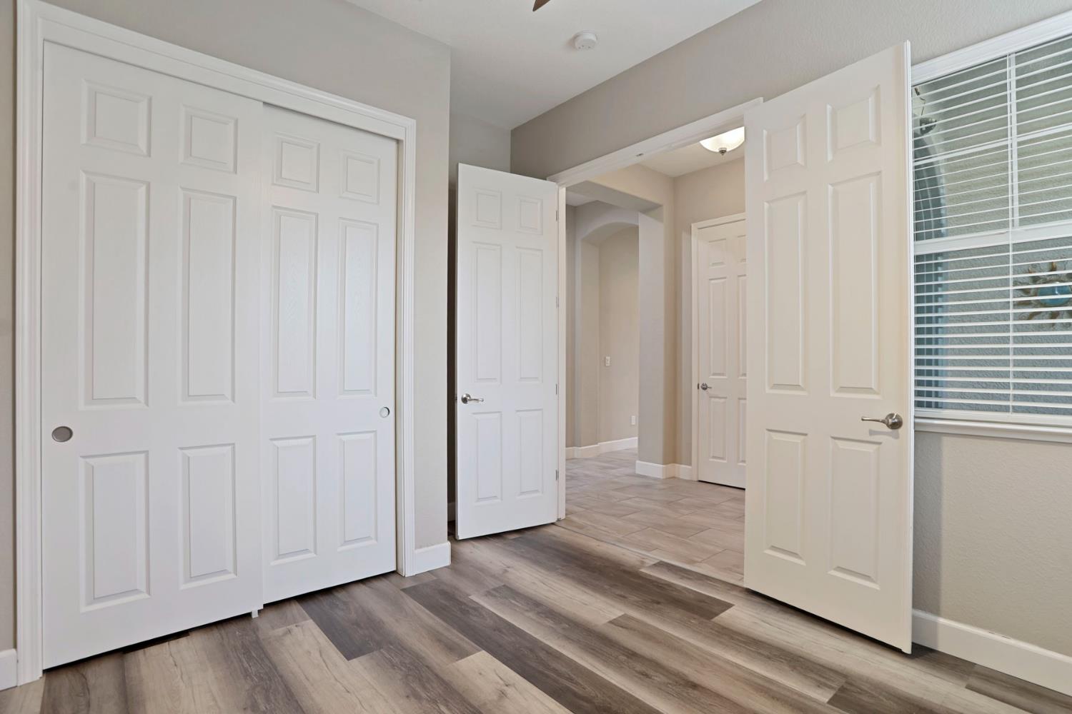 986 Harvest Mill Dr, Manteca, CA 95336