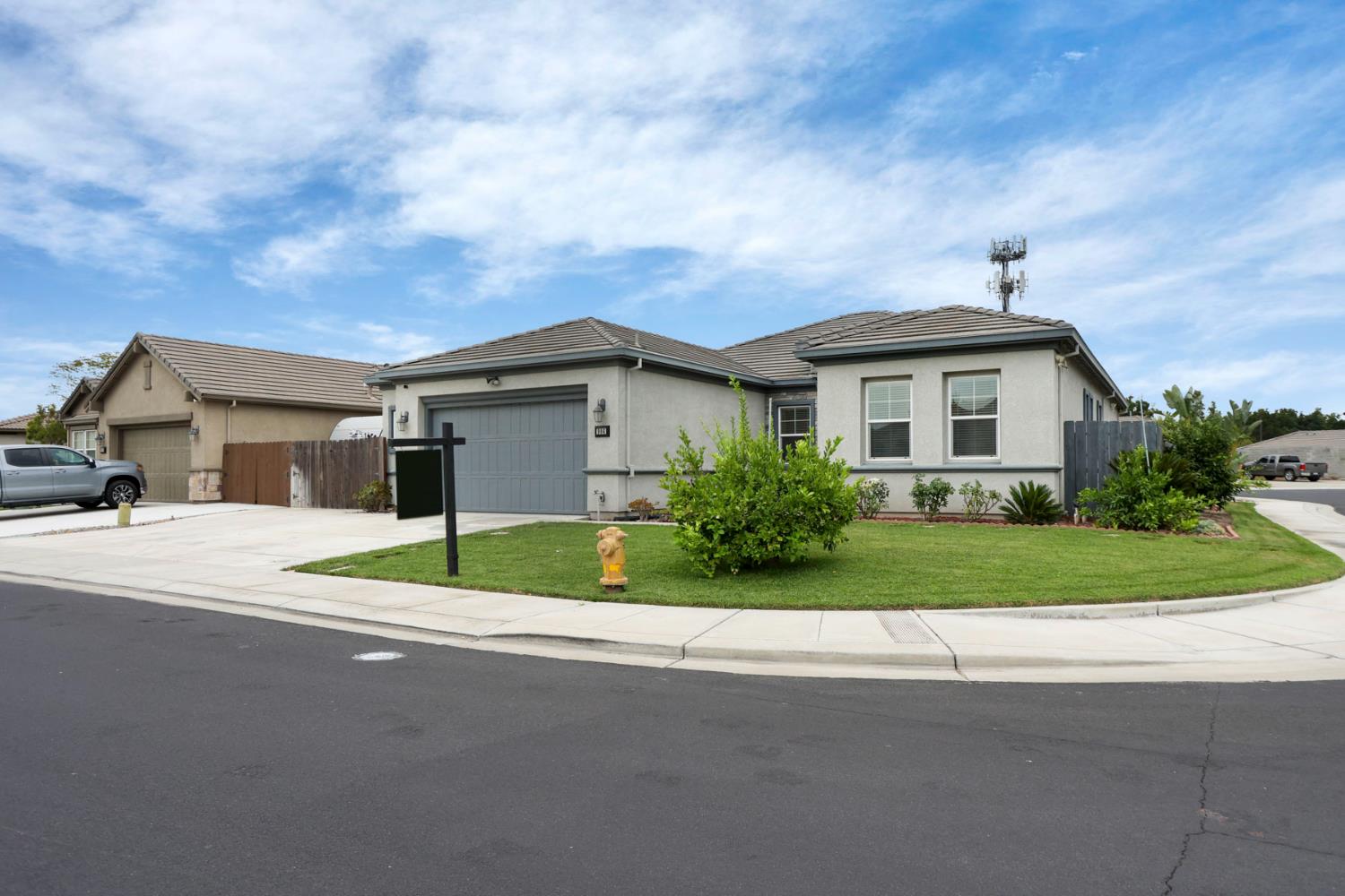 986 Harvest Mill Dr, Manteca, CA 95336