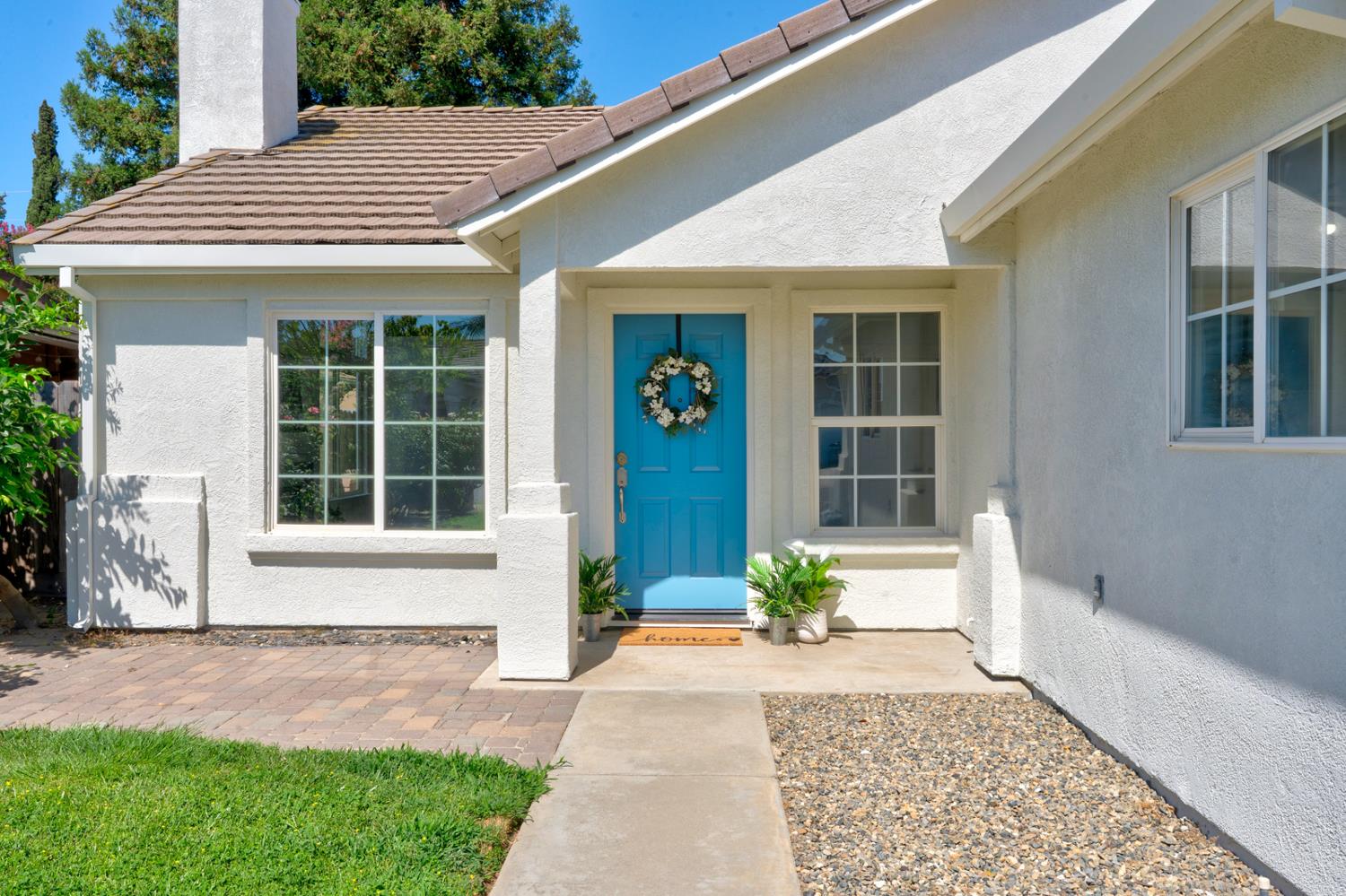 4611 Glimmer Ln, Turlock, CA 95382