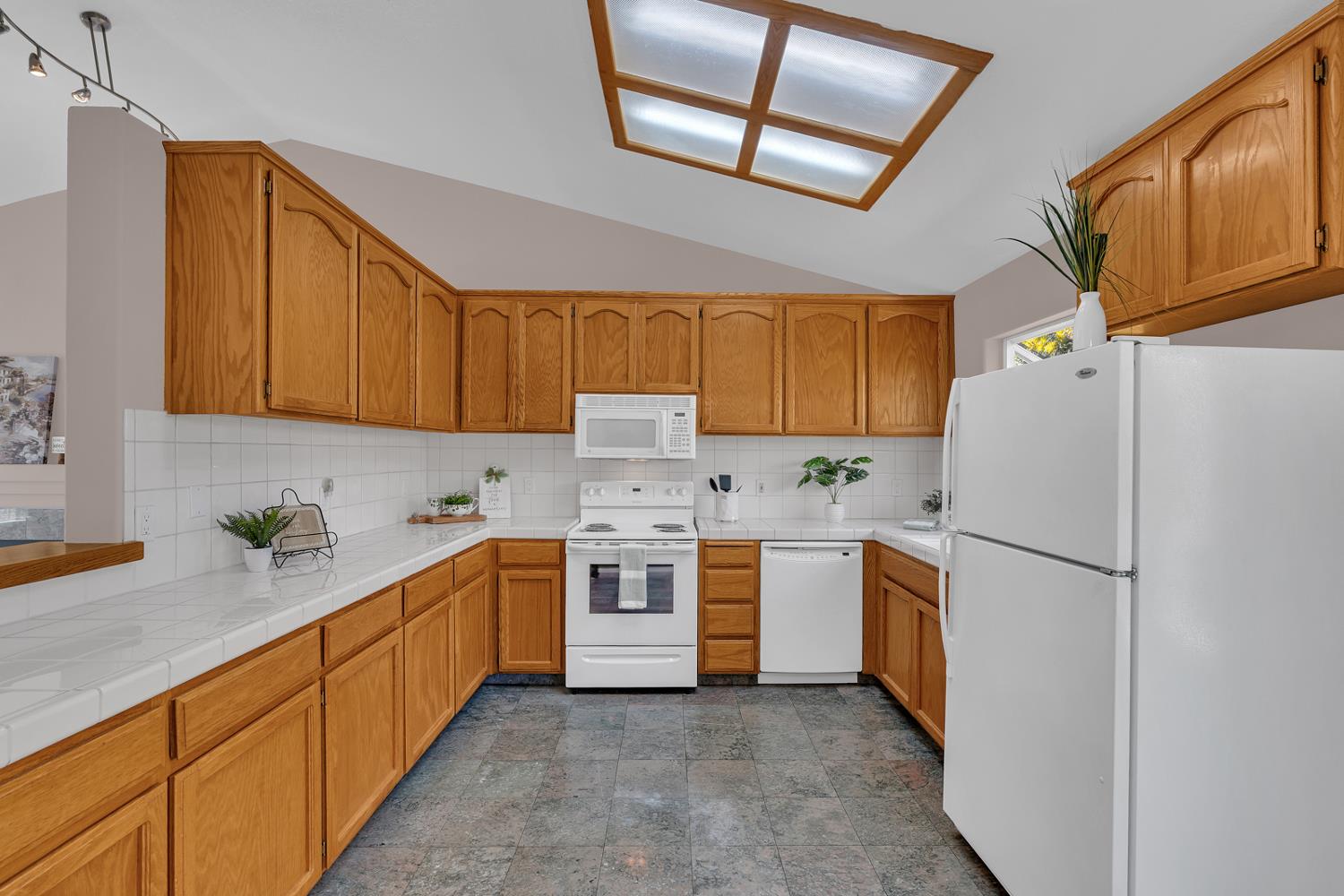 4611 Glimmer Ln, Turlock, CA 95382