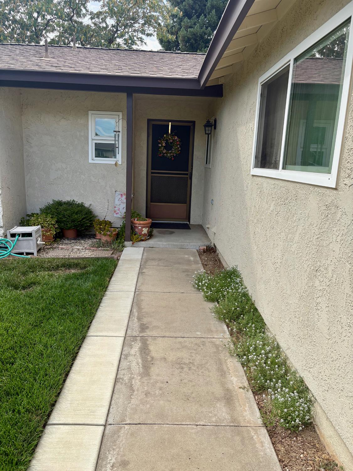 1212 Cindy Ct, Oakdale, CA 95361