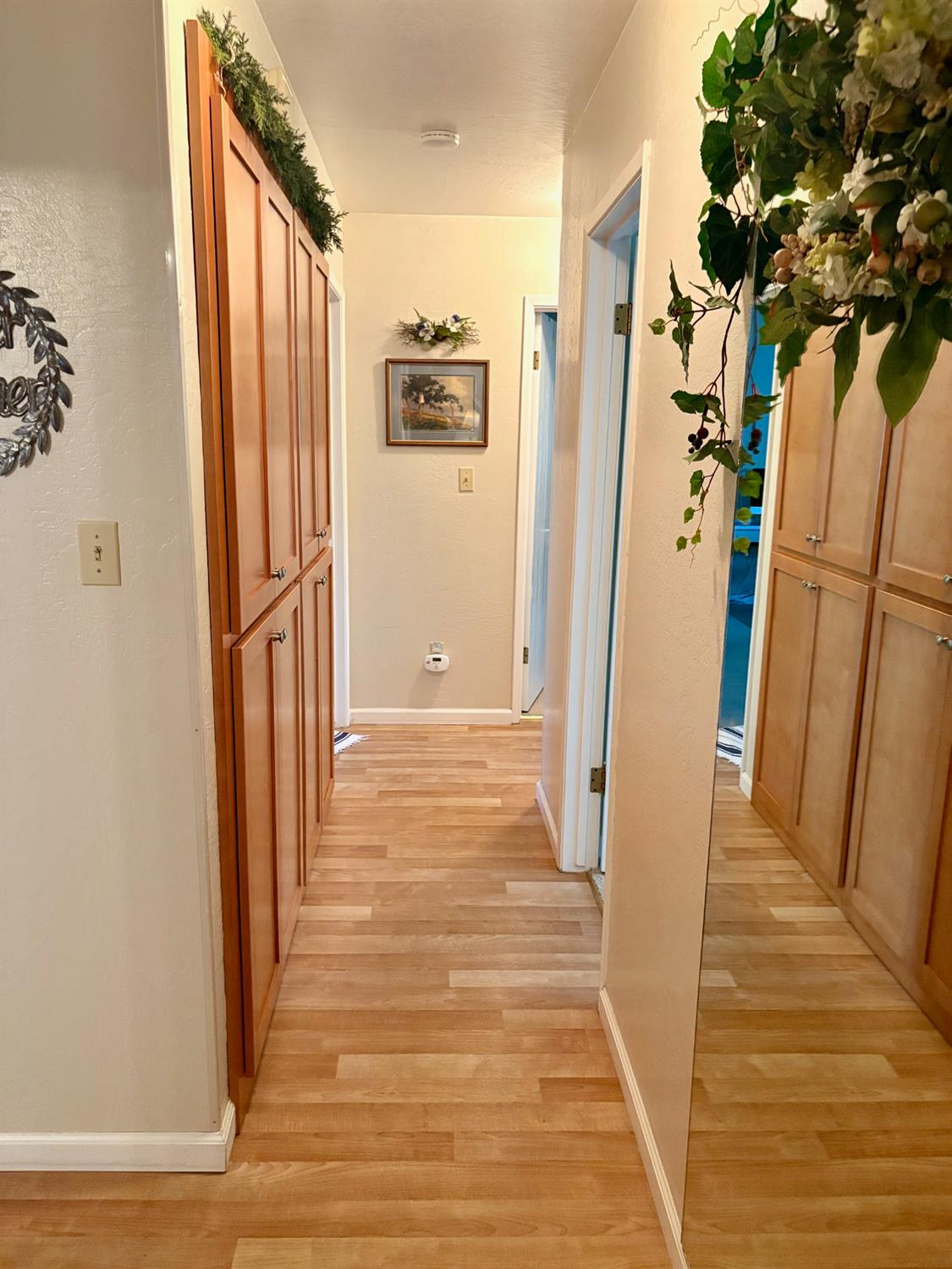 1212 Cindy Ct, Oakdale, CA 95361