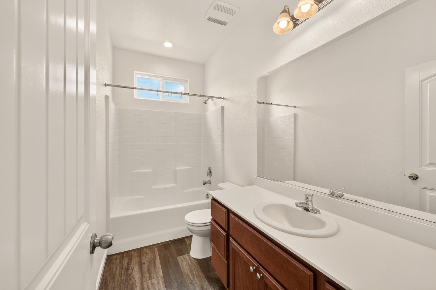 714 Suzanne Dr, Merced, CA 95348