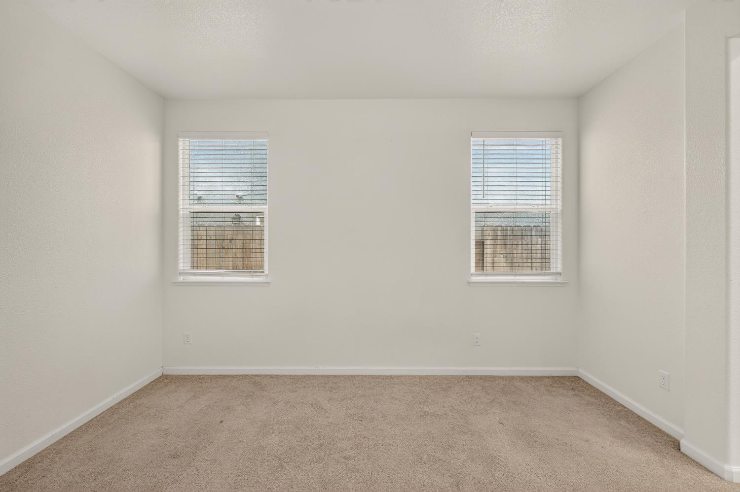 714 Suzanne Dr, Merced, CA 95348