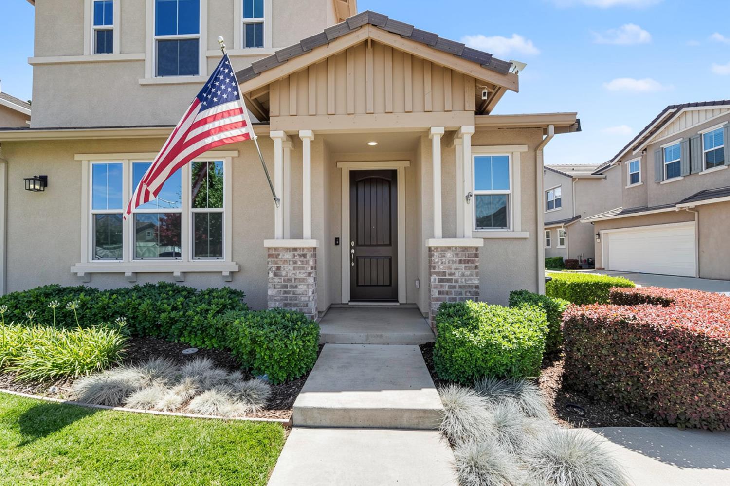 2292 Gallery Dr, Riverbank, CA 95367