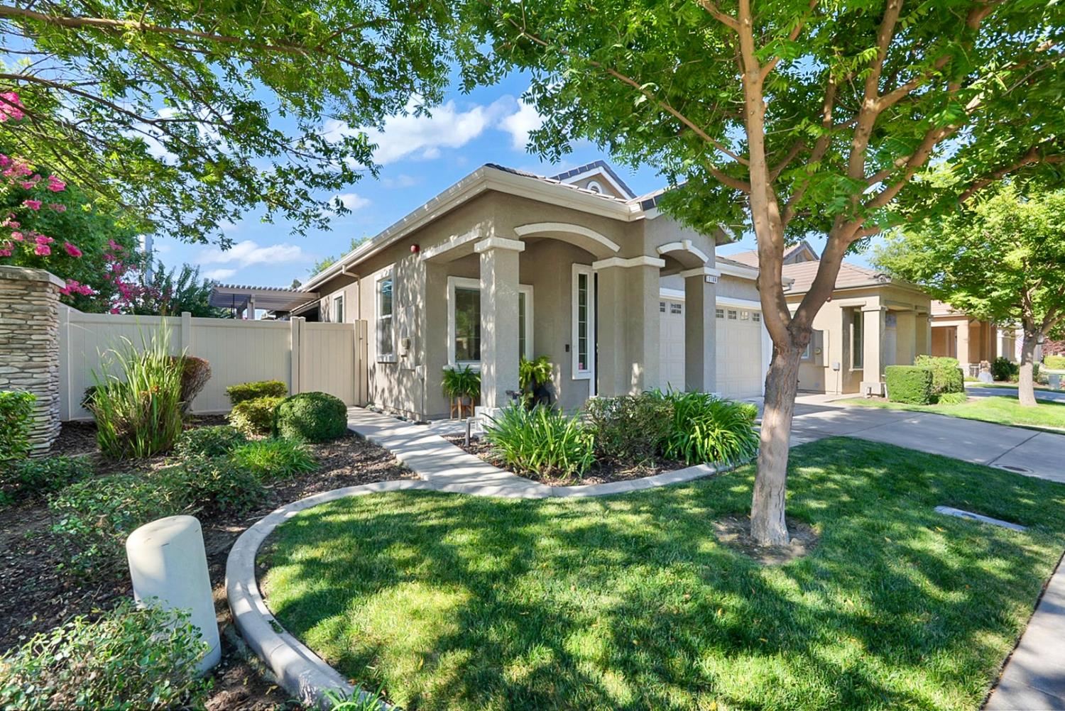 2100 State St, Turlock, CA 95380