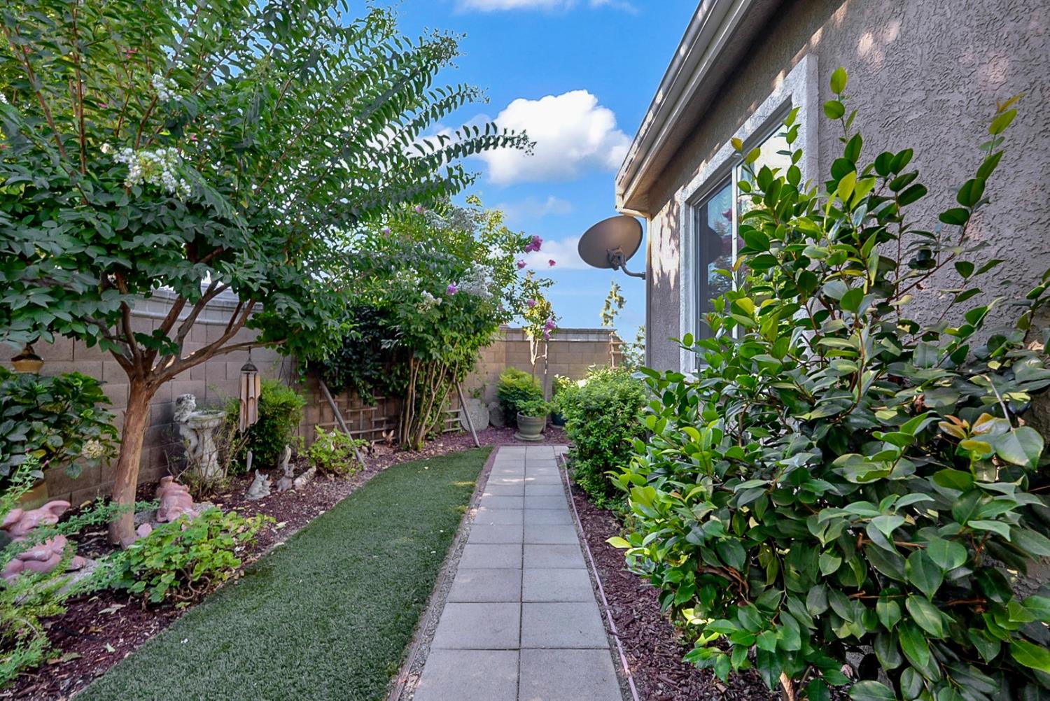 2100 State St, Turlock, CA 95380