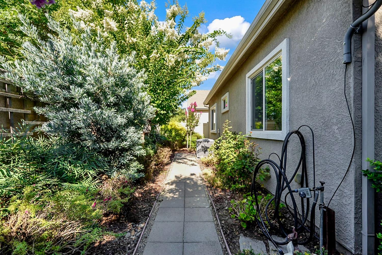 2100 State St, Turlock, CA 95380